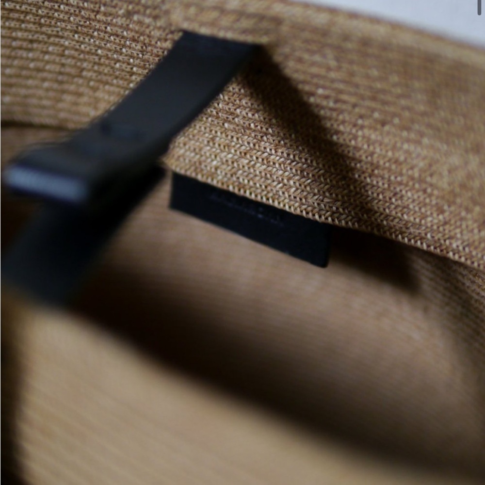 Kamaro’an Koreng bucket bag - Picture 5 of 9